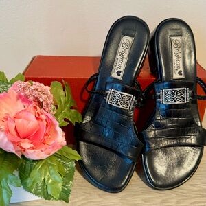 Brighton Mavis Slide Sandal in Black Crocodile Size 7.5